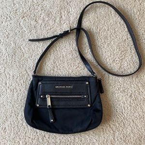 MICHAEL KORS NYLON CROSSBODY